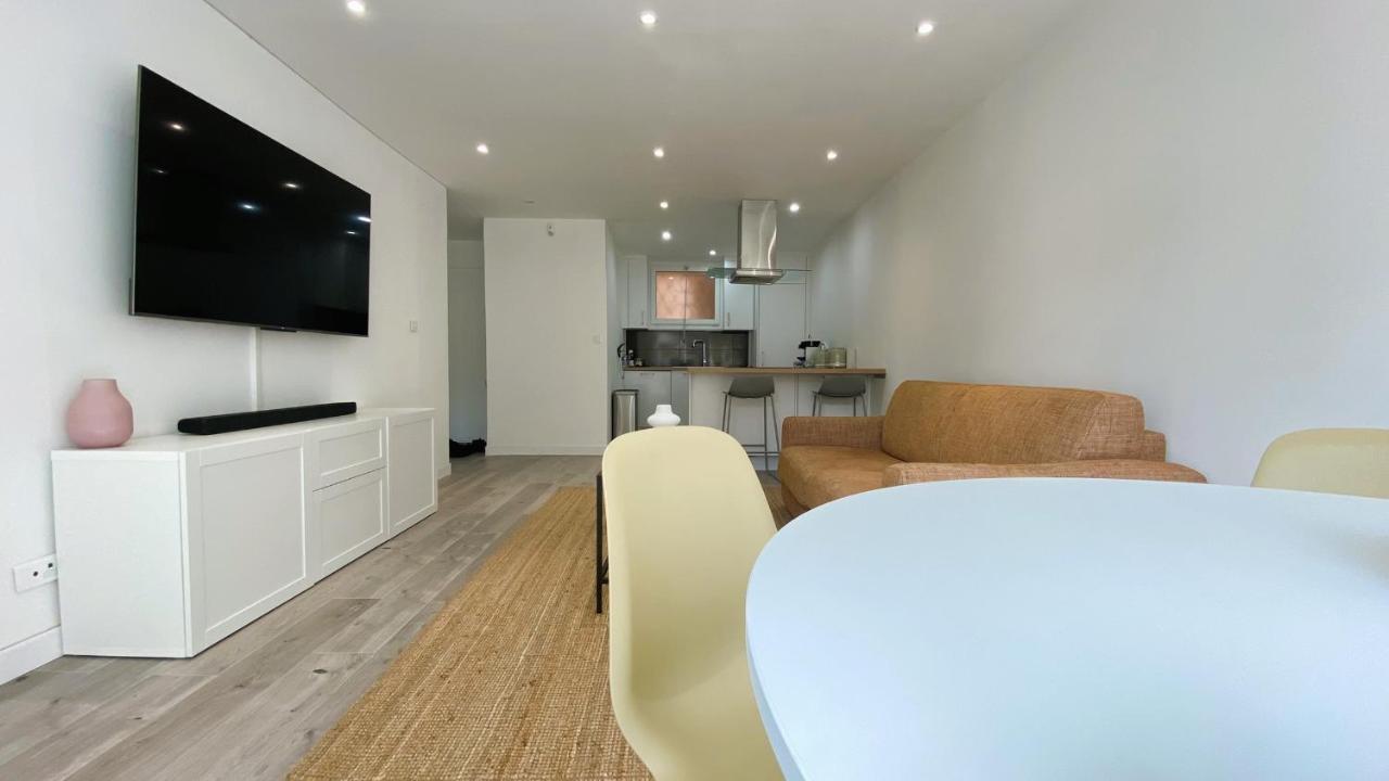 Appartement 1 Chambre proche de gare, plage, centre Antibes Extérieur photo