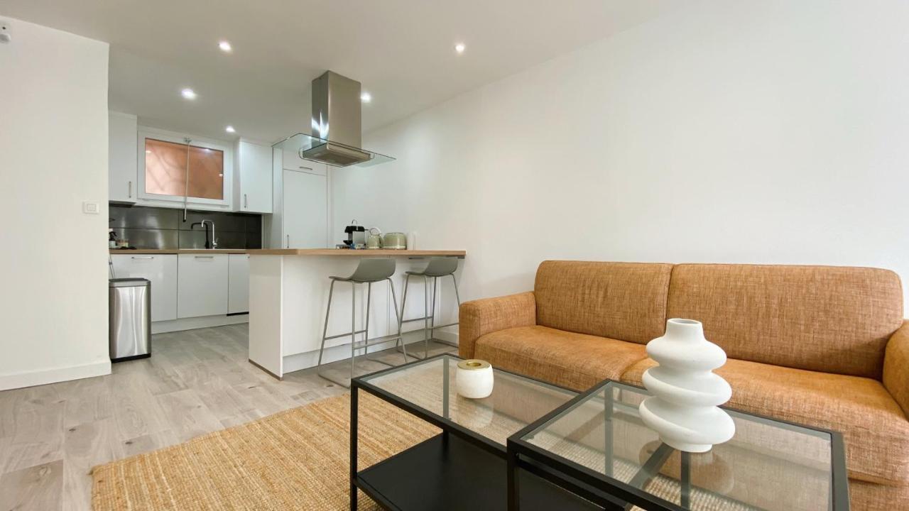 Appartement 1 Chambre proche de gare, plage, centre Antibes Extérieur photo
